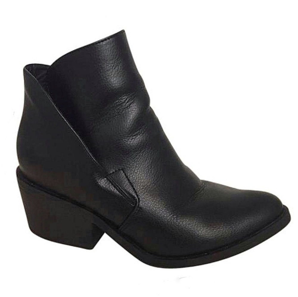 Apt. 9 Black Apmakeablack Pointed Toe Booties - image 1